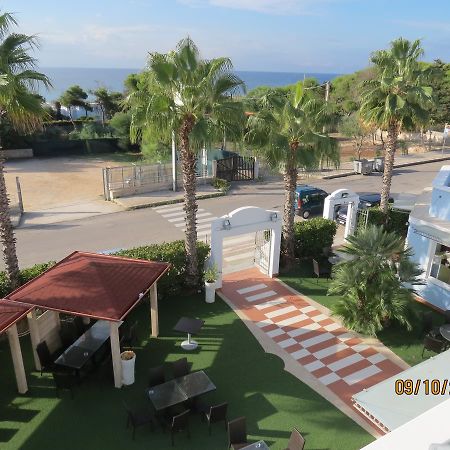Costa Azzurra Otel Pulsano Dış mekan fotoğraf